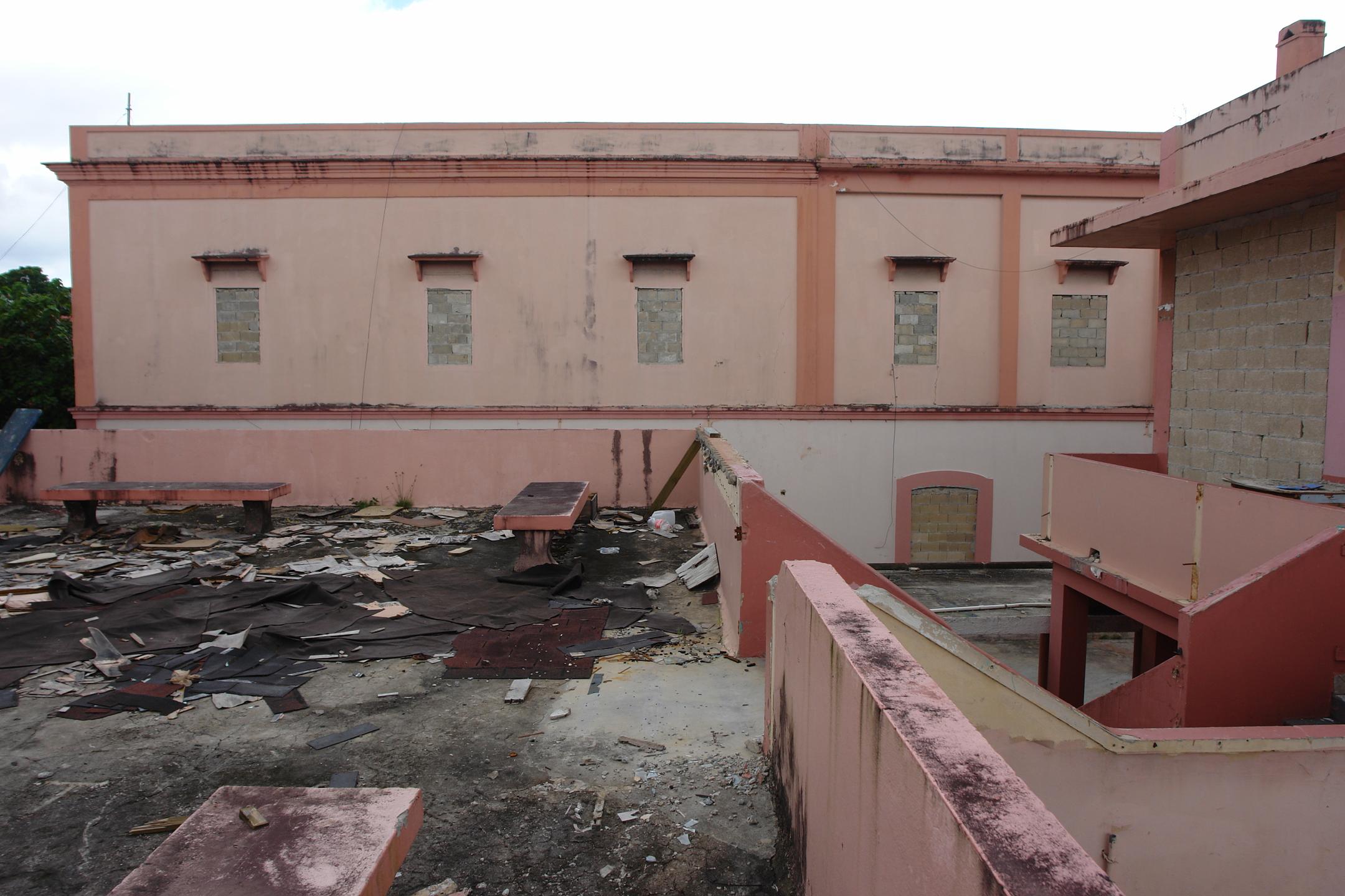 Colegio La Milagrosa - San Juan (Río Piedras) - 2011 00046